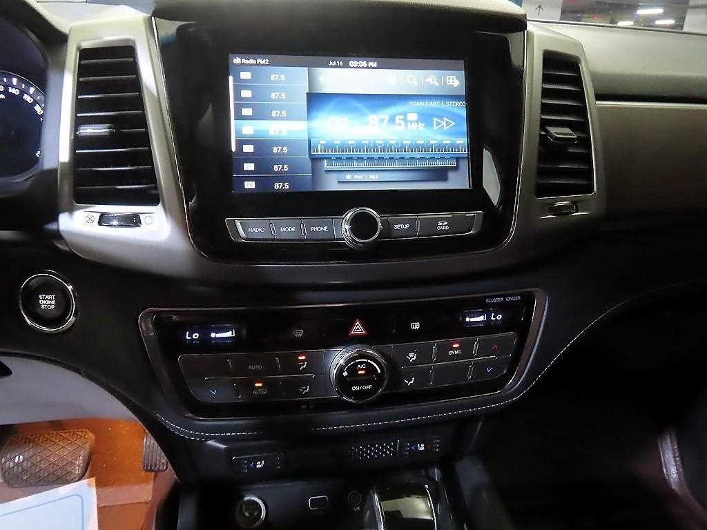 KG모빌리티(쌍용) 렉스턴 G4렉스턴 디젤 2.2 4WD 헤리티지 이미지 11