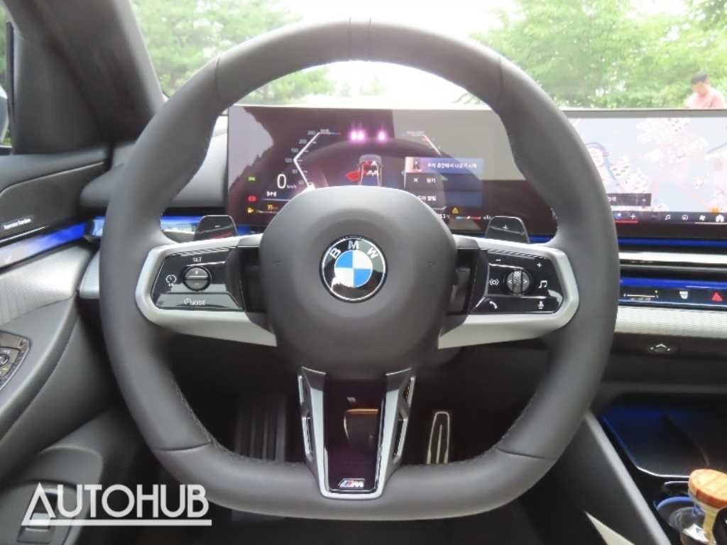BMW 5시리즈 5시리즈 (G60) 520i M 스포츠 이미지 17
