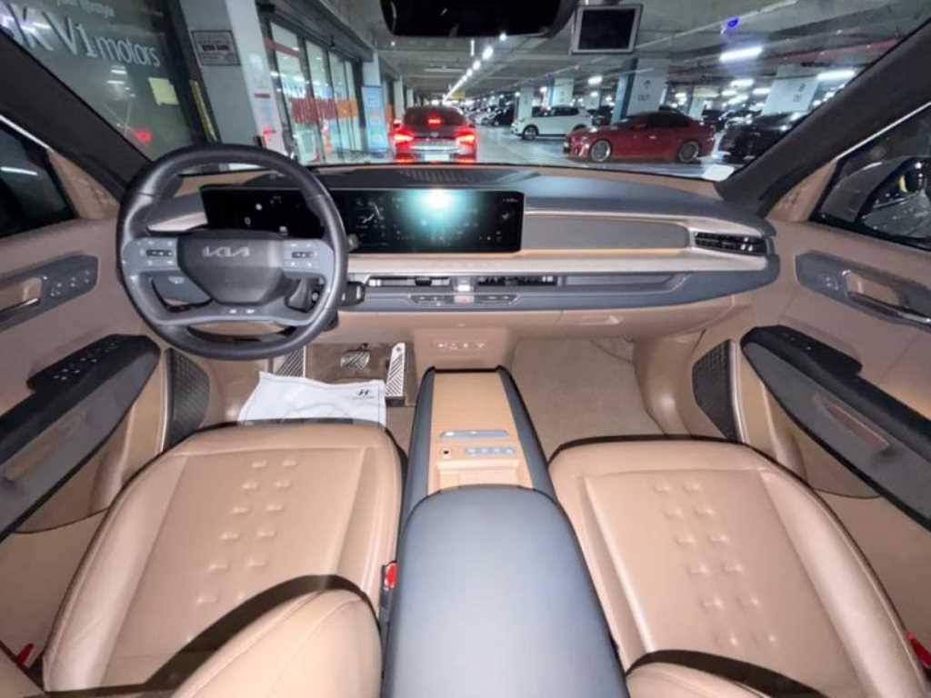 기아 EV9 롱레인지 4WD 어스 이미지 10