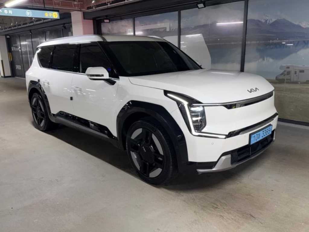 기아 EV9 롱레인지 4WD 어스 이미지 2