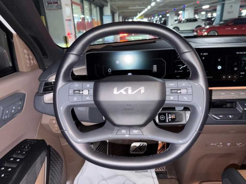 기아 EV9 롱레인지 4WD 어스 이미지 8