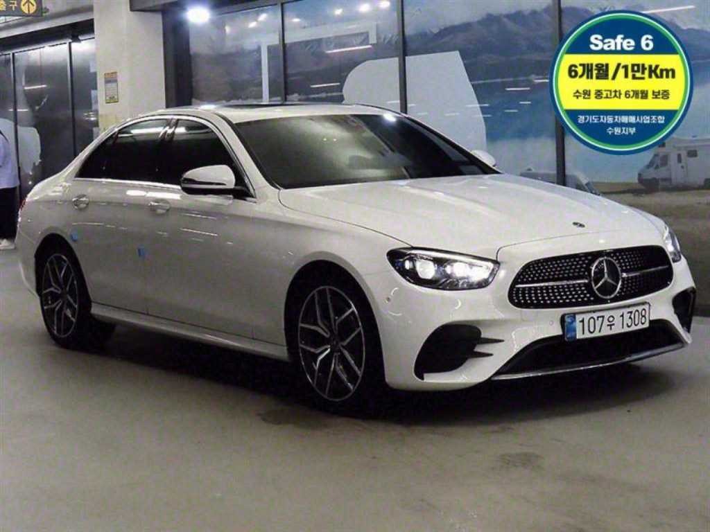 벤츠 E 클래스 E-클래스 W213 E220d 4MATIC AMG라인 이미지 1