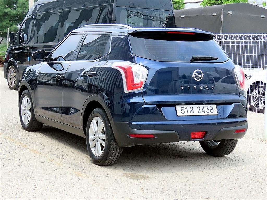 KG모빌리티(쌍용) 티볼리 가솔린 2WD 1.6 VX 이미지 3