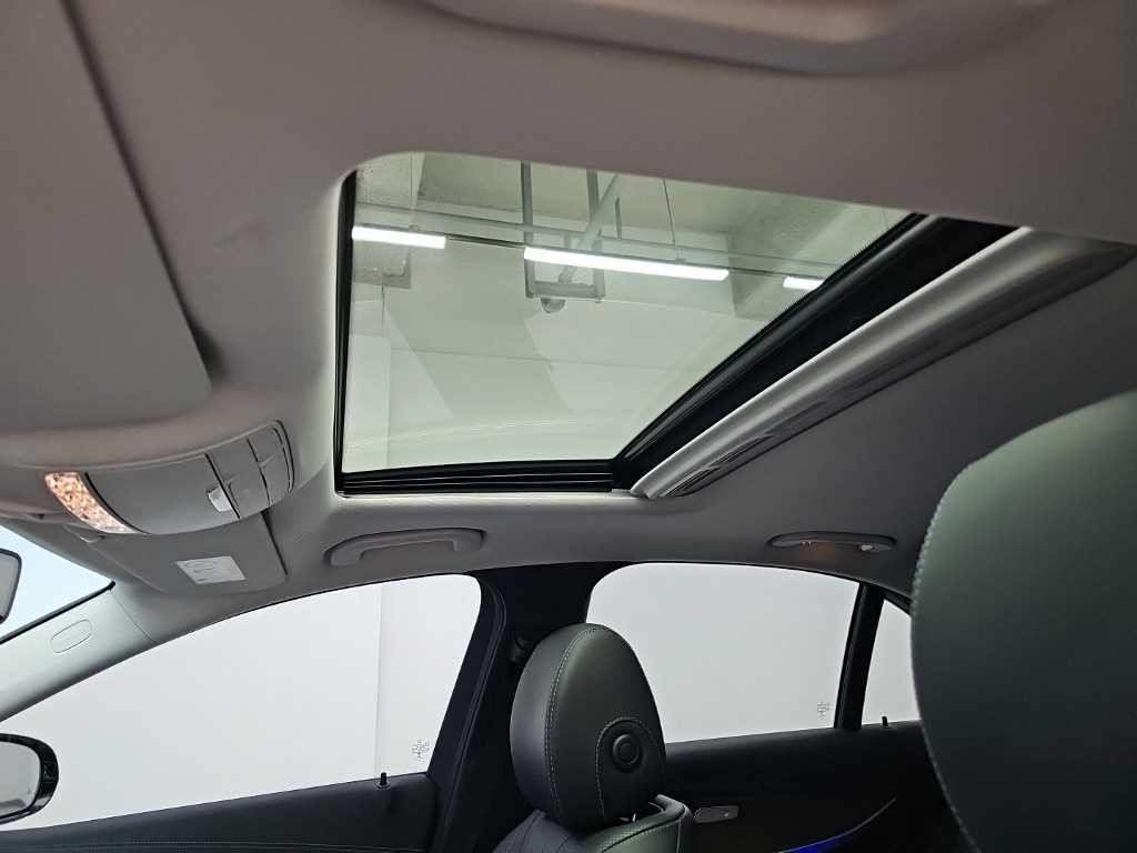 벤츠 E 클래스 E-클래스 W213 E300 4MATIC 익스클루시브 이미지 15