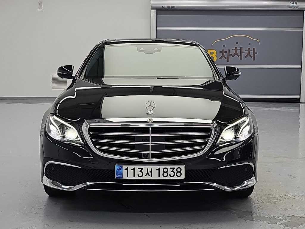 벤츠 E 클래스 E-클래스 W213 E300 4MATIC 익스클루시브 이미지 2