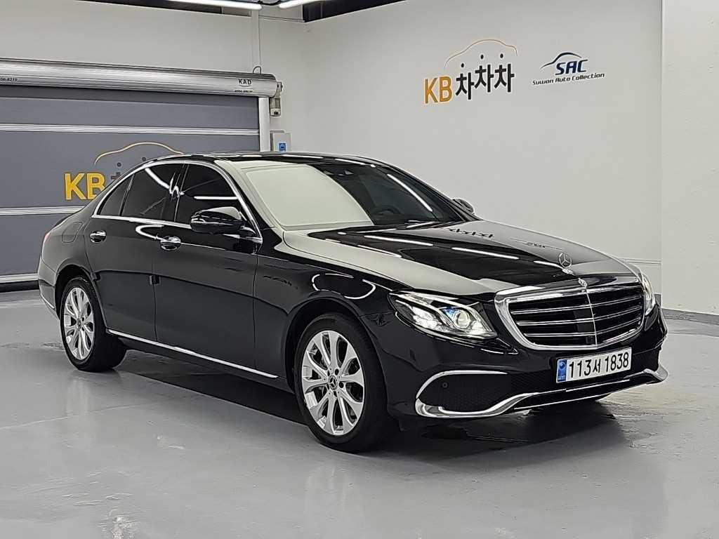 벤츠 E 클래스 E-클래스 W213 E300 4MATIC 익스클루시브 이미지 4
