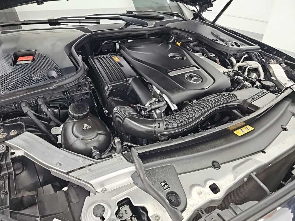 벤츠 E 클래스 E-클래스 W213 E300 4MATIC 익스클루시브 이미지 5