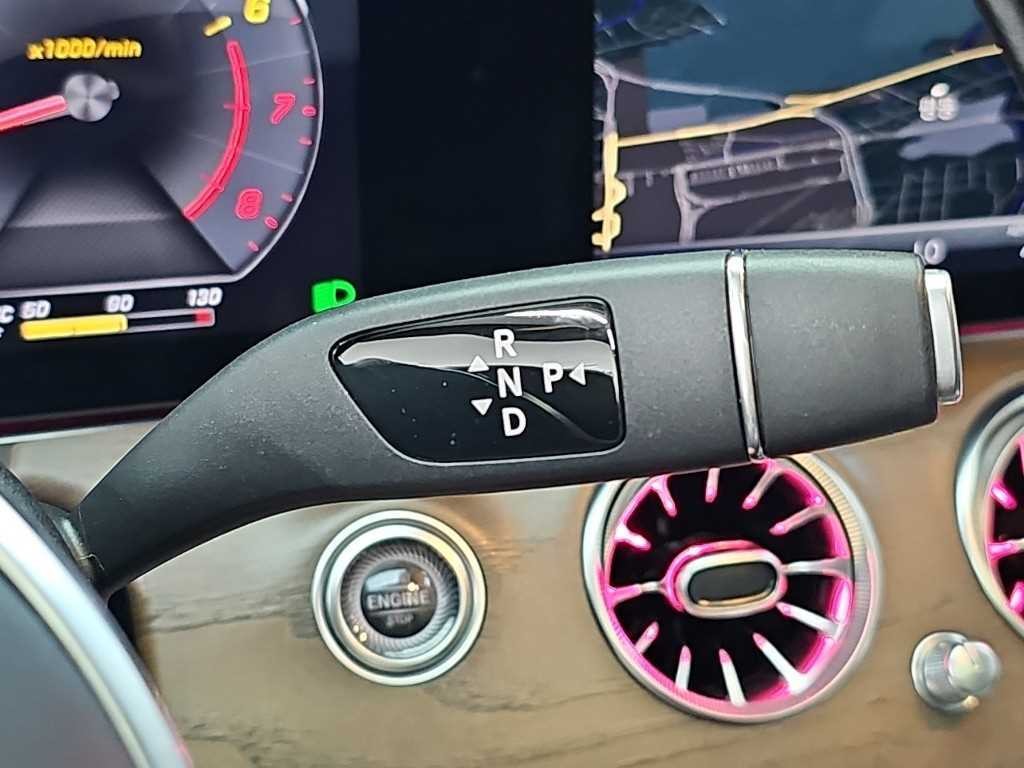 벤츠 E 클래스 E-클래스 W213 E300 4MATIC 익스클루시브 이미지 8