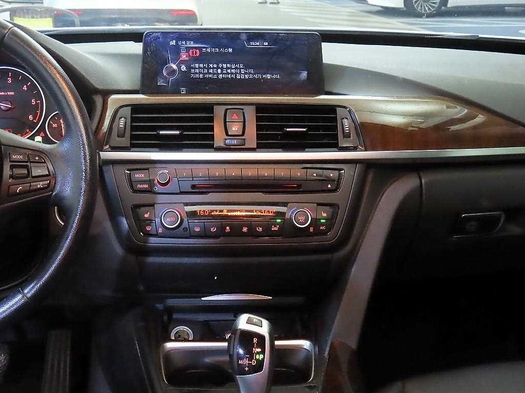 BMW 그란투리스모 3시리즈 GT (F34) GT 320D xDrive 이미지 11