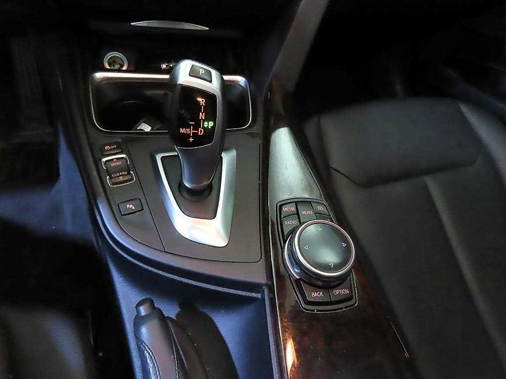 BMW 그란투리스모 3시리즈 GT (F34) GT 320D xDrive 이미지 12