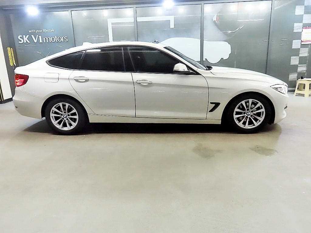 BMW 그란투리스모 3시리즈 GT (F34) GT 320D xDrive 이미지 3