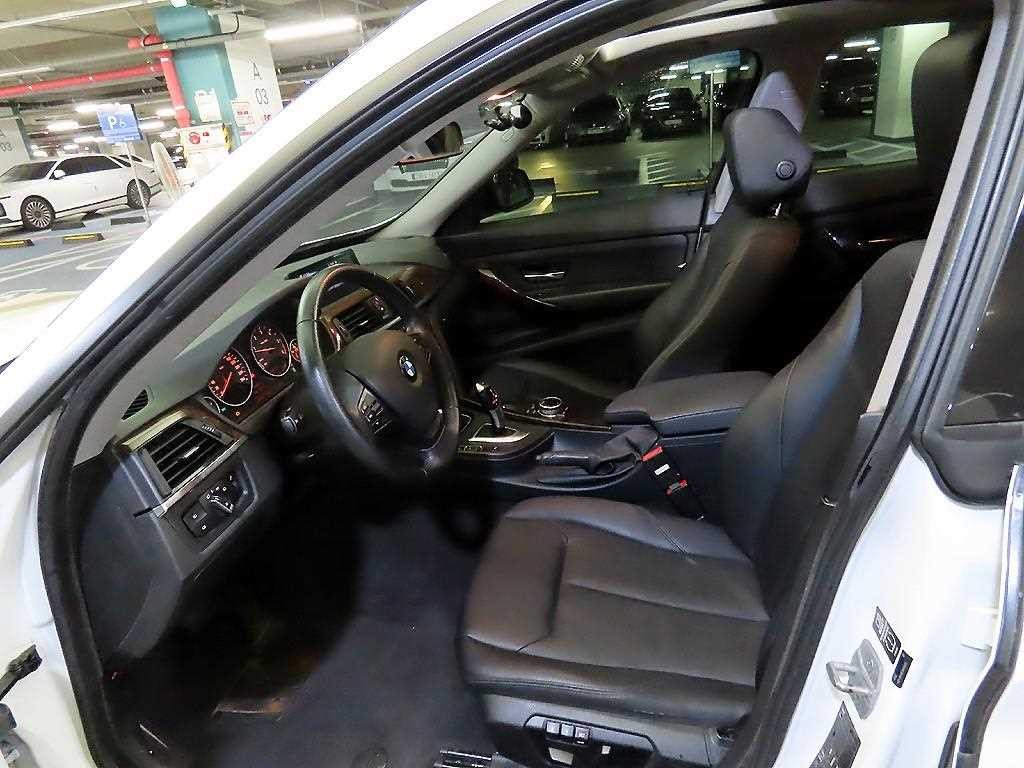 BMW 그란투리스모 3시리즈 GT (F34) GT 320D xDrive 이미지 6