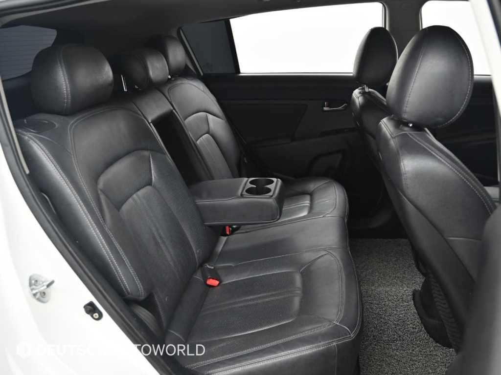 기아 스포티지 스포티지 R 4WD LIMITED 이미지 12