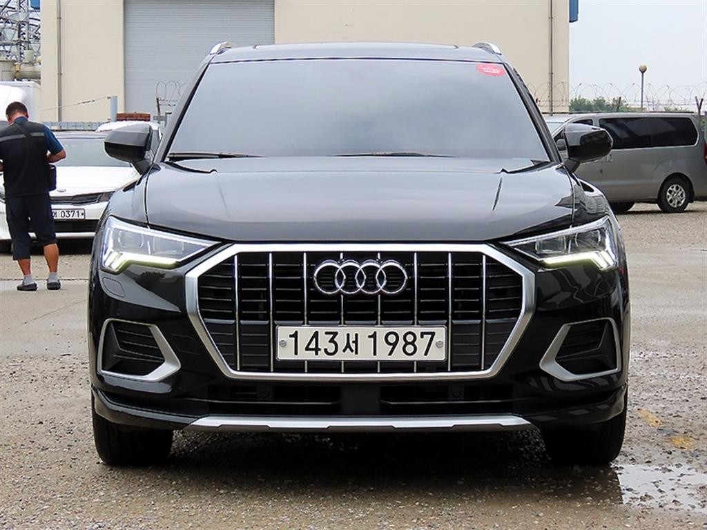 아우디 Q3 Q3 (F3) 35 TDI 프리미엄 이미지 1