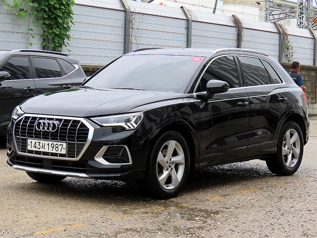 아우디 Q3 Q3 (F3) 35 TDI 프리미엄 이미지 2
