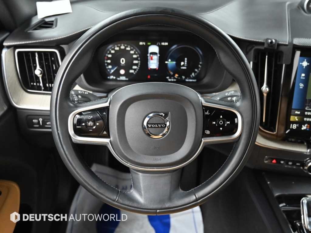 볼보 XC60 XC60(2세대) T8 AWD 인스크립션 이미지 13