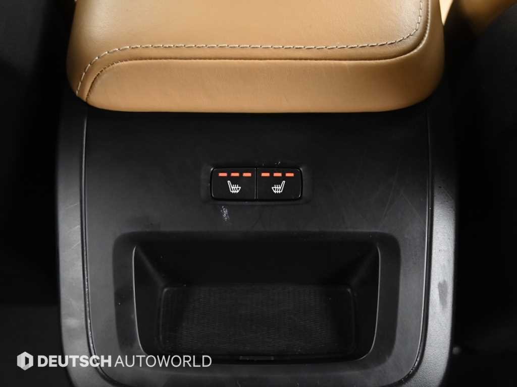 볼보 XC60 XC60(2세대) T8 AWD 인스크립션 이미지 16