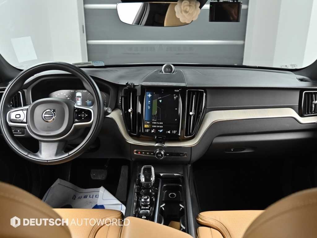 볼보 XC60 XC60(2세대) T8 AWD 인스크립션 이미지 7