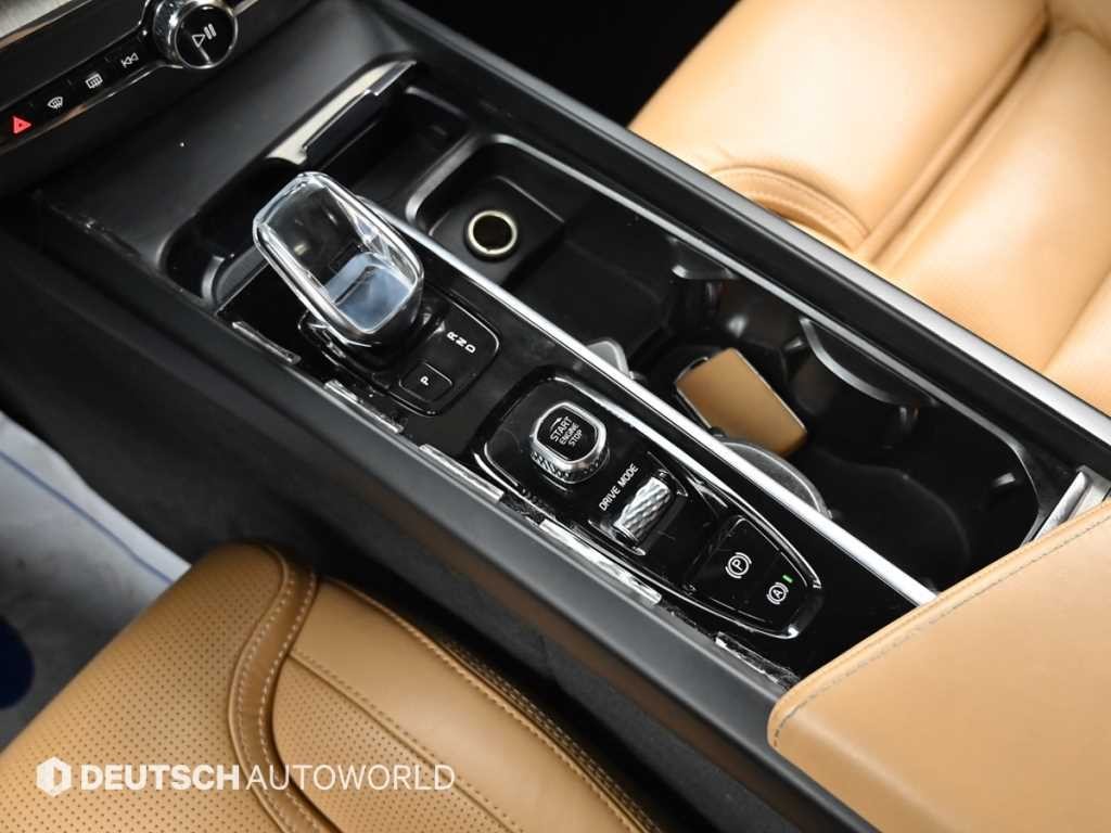 볼보 XC60 XC60(2세대) T8 AWD 인스크립션 이미지 9