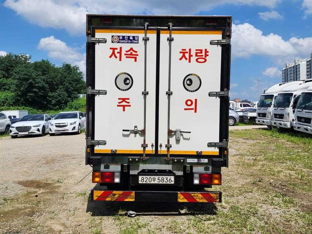 중대형화물 탑차/윙바디 냉동탑 2.5톤 올뉴마이티 이미지 6