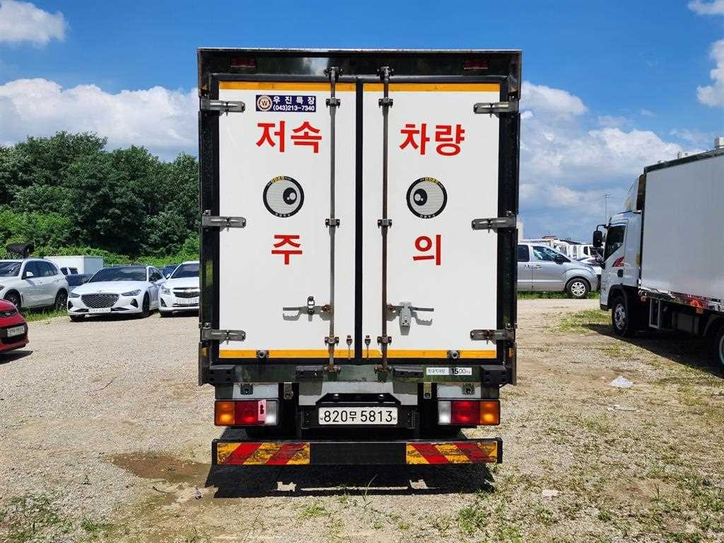 중대형화물 탑차/윙바디 냉동탑 2.5톤 올뉴마이티 이미지 5