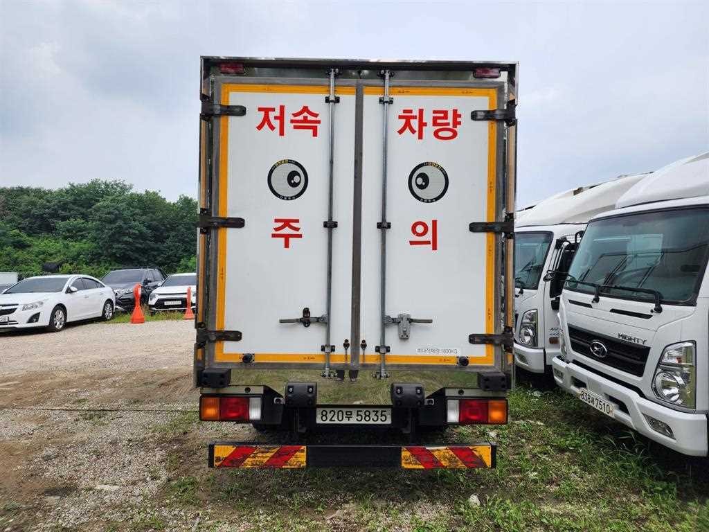 중대형화물 탑차/윙바디 냉동탑 2.5톤 올뉴마이티 이미지 4