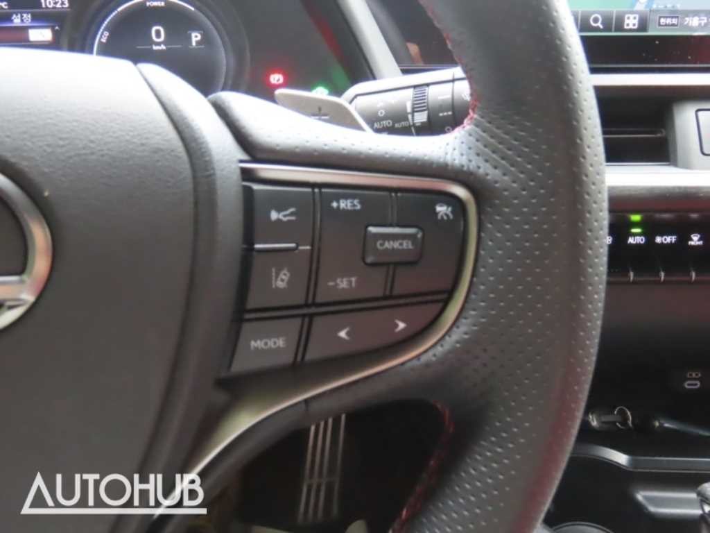 렉서스 UX UX 250h 2.0 F 스포츠 2WD 이미지 10