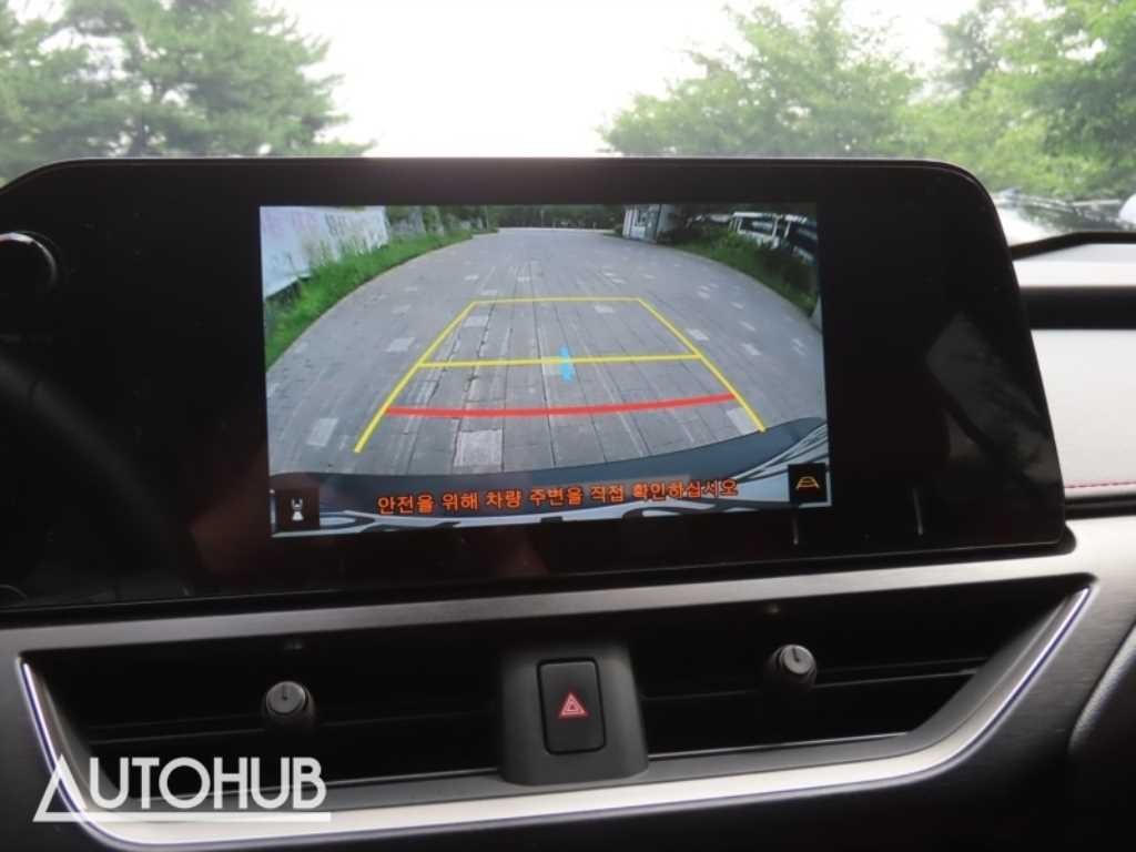 렉서스 UX UX 250h 2.0 F 스포츠 2WD 이미지 8