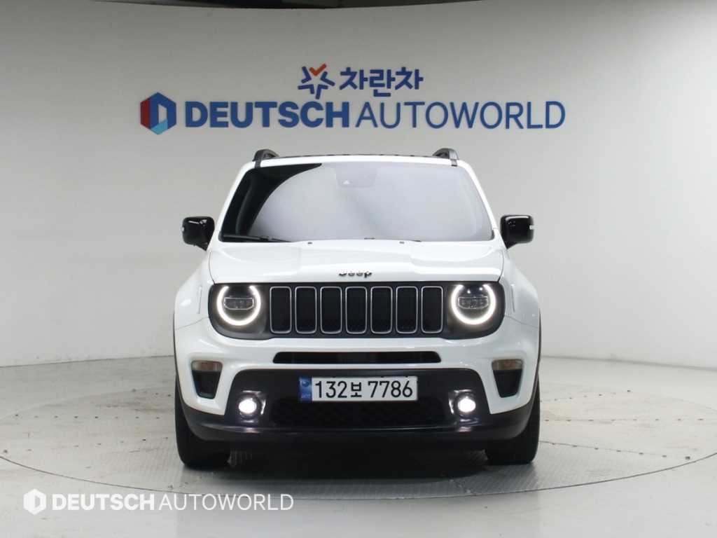 지프 레니게이드 1.3 리미티드 FWD 이미지 3
