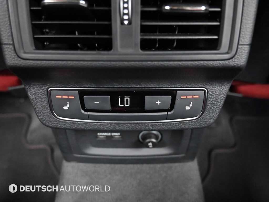 아우디 SQ5 SQ5 (FY) 3.0 TFSI 콰트로 스포트백 이미지 16