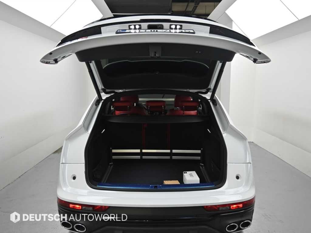 아우디 SQ5 SQ5 (FY) 3.0 TFSI 콰트로 스포트백 이미지 19
