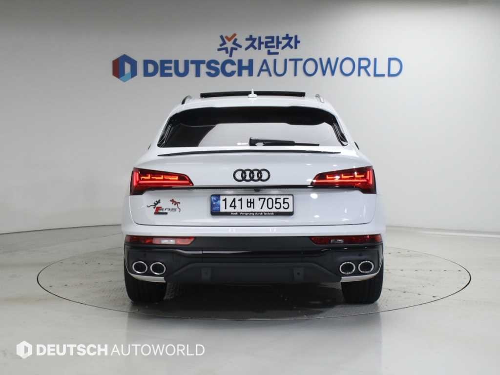 아우디 SQ5 SQ5 (FY) 3.0 TFSI 콰트로 스포트백 이미지 4