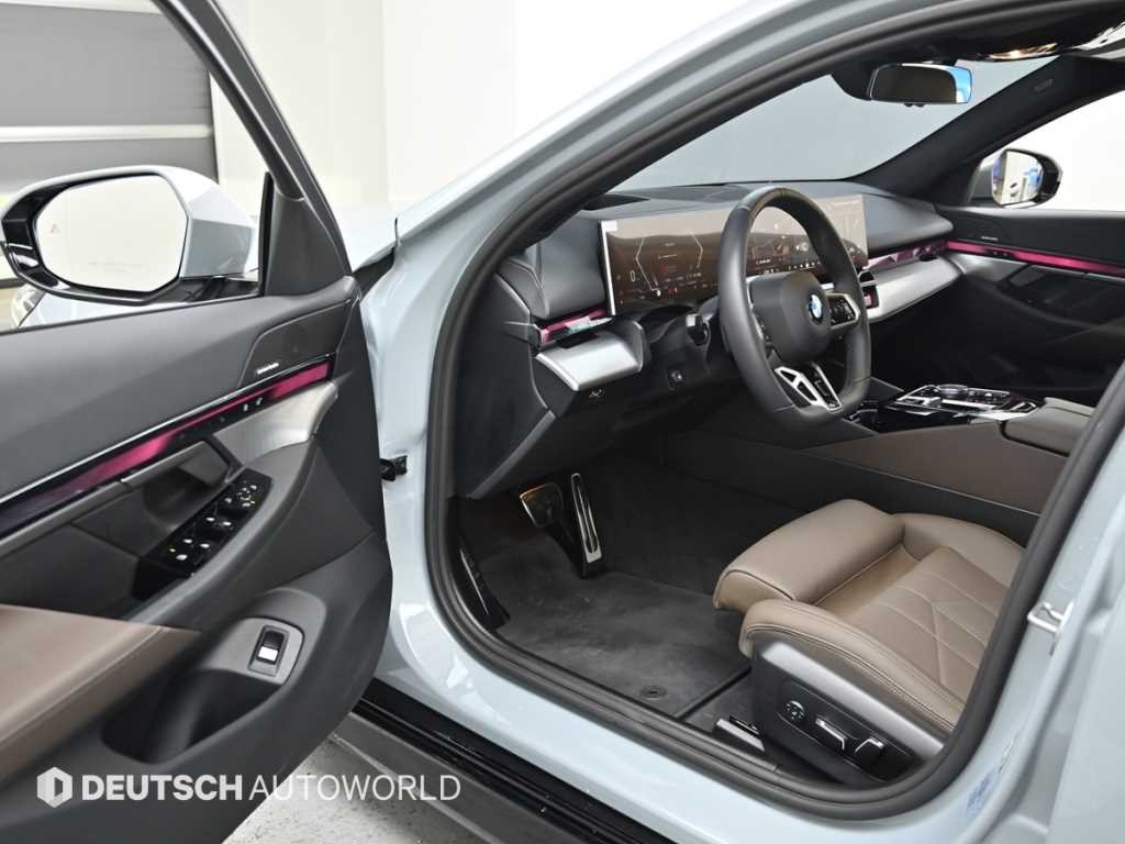 BMW 5시리즈 5시리즈 (G60) 520i 스페셜 에디션 이미지 11