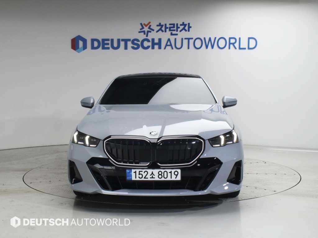 BMW 5시리즈 5시리즈 (G60) 520i 스페셜 에디션 이미지 3