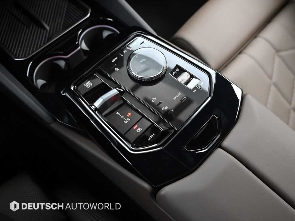 BMW 5시리즈 5시리즈 (G60) 520i 스페셜 에디션 이미지 9