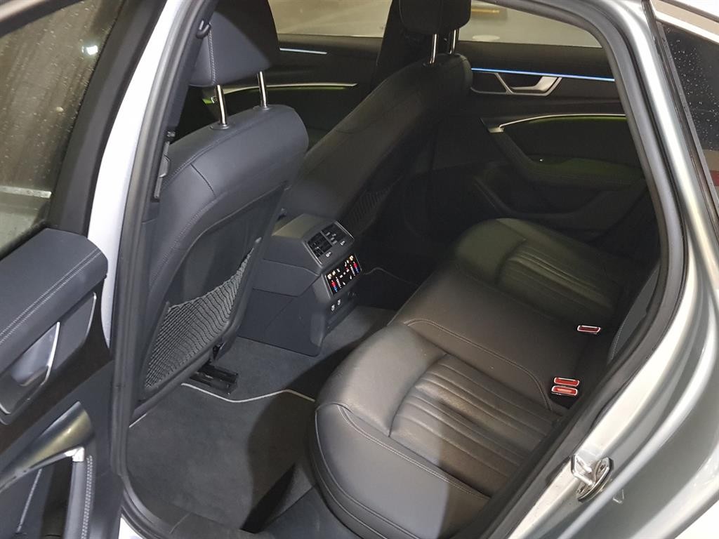 아우디 A6 A6 (C8) 45 TDI 콰트로 프리미엄 이미지 8