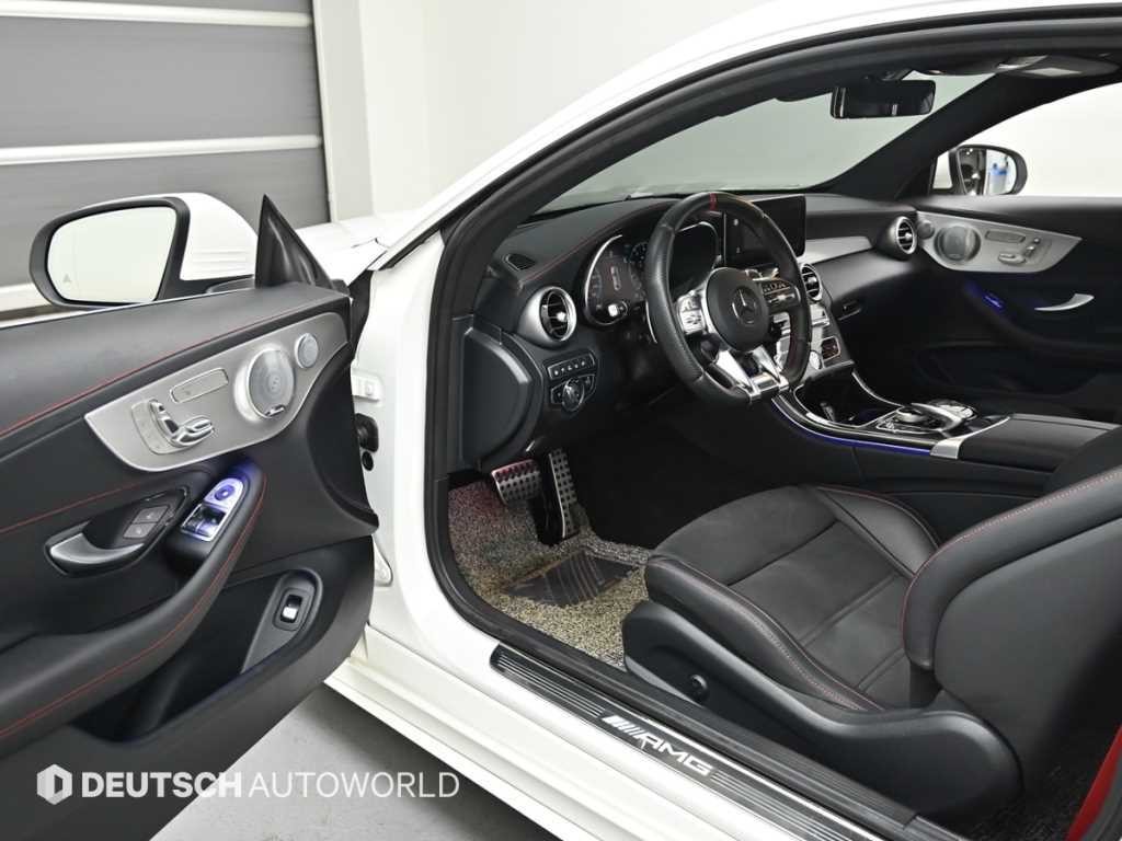 벤츠 C 클래스 C클래스 W205 C43 AMG 4MATIC 쿠페 이미지 11