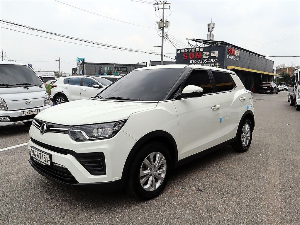 KG모빌리티(쌍용) 티볼리 베리 뉴 티볼리 2WD 디젤 1.6 V1 이미지 2