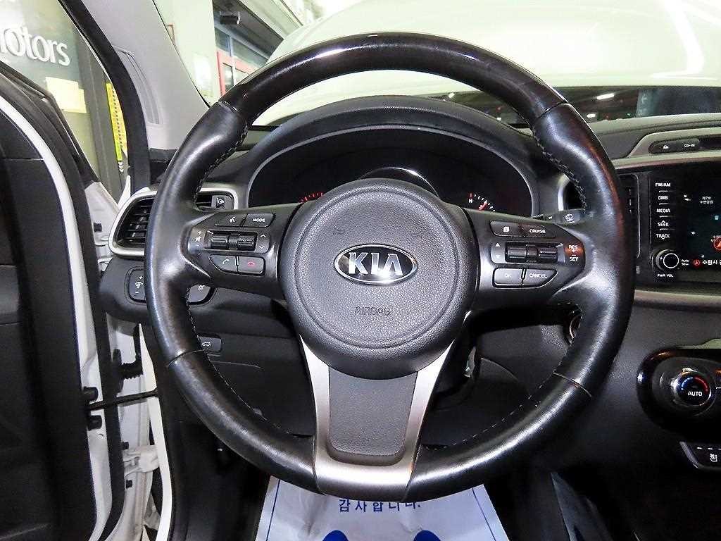 기아 쏘렌토 올 뉴 쏘렌토 디젤 2WD 2.0 노블레스 스페셜 이미지 8
