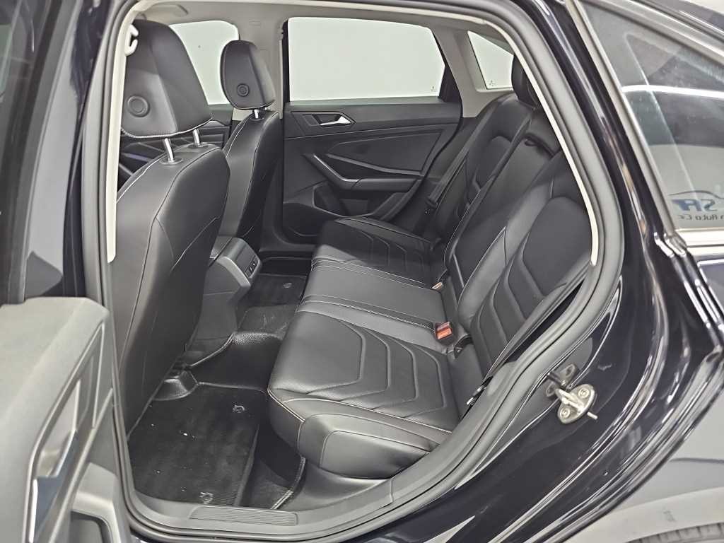 폭스바겐 제타 올 뉴 제타 1.5 TSI 프레스티지 이미지 12