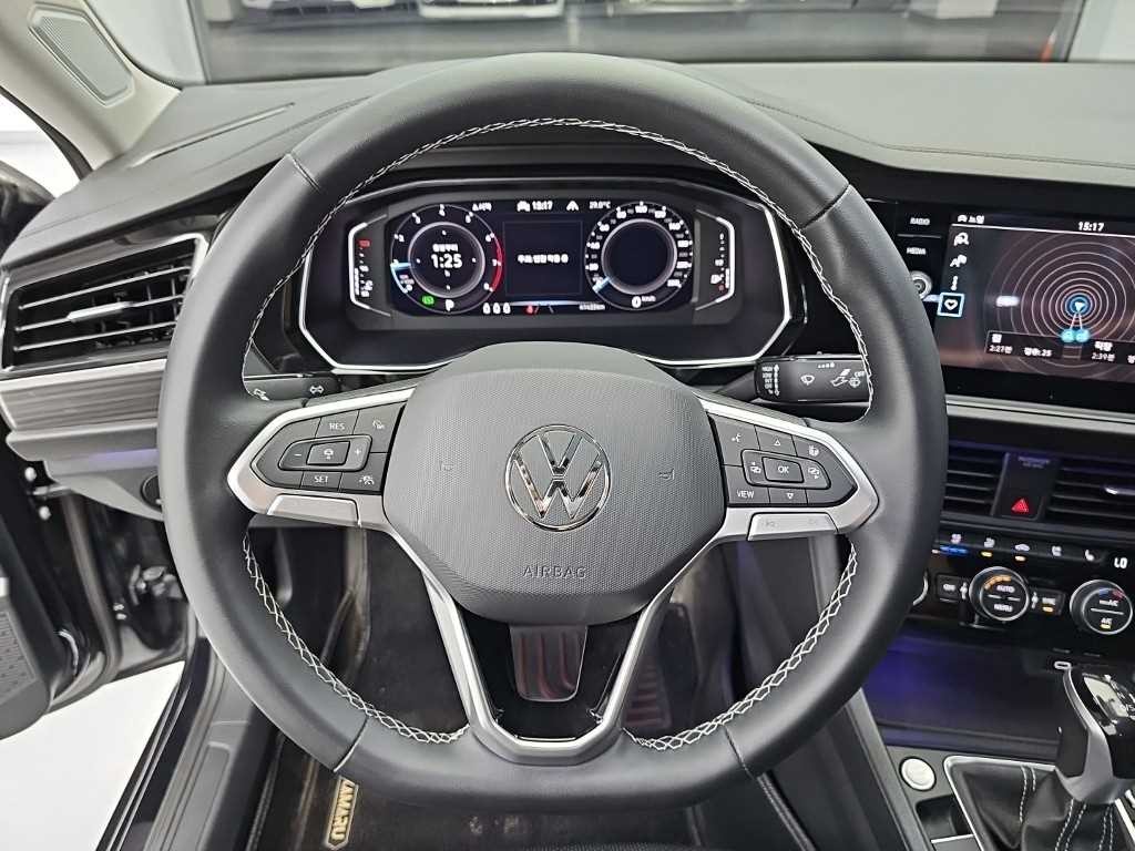 폭스바겐 제타 올 뉴 제타 1.5 TSI 프레스티지 이미지 9