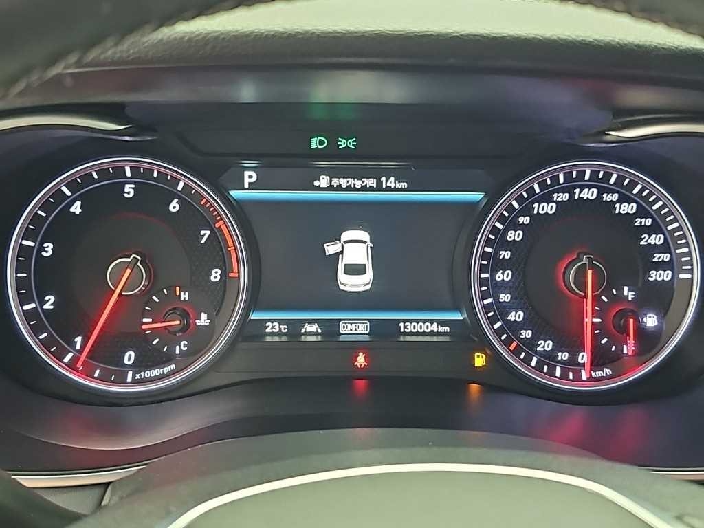 제네시스 G70 2.0T 스포츠 패키지 이미지 6
