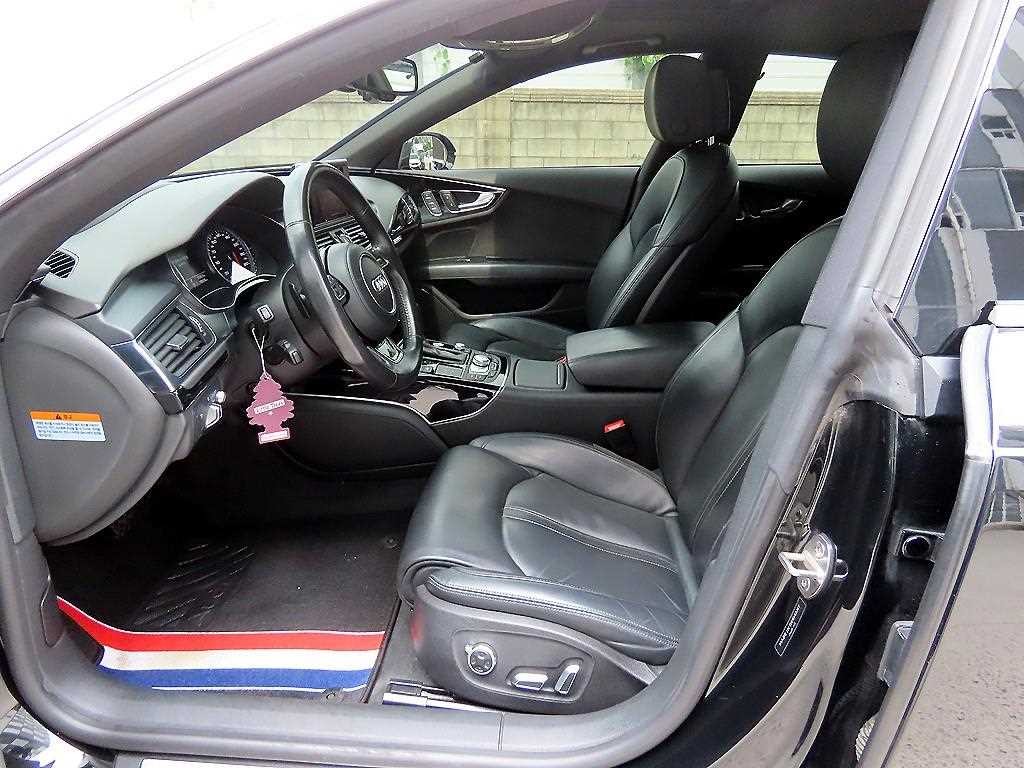 아우디 A7 50 TDI 콰트로 컴포트 이미지 5