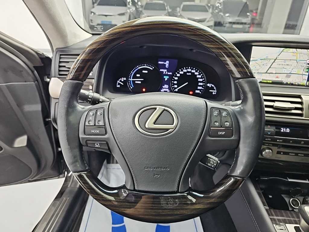 렉서스 LS LS600hL 5인승 이미지 9