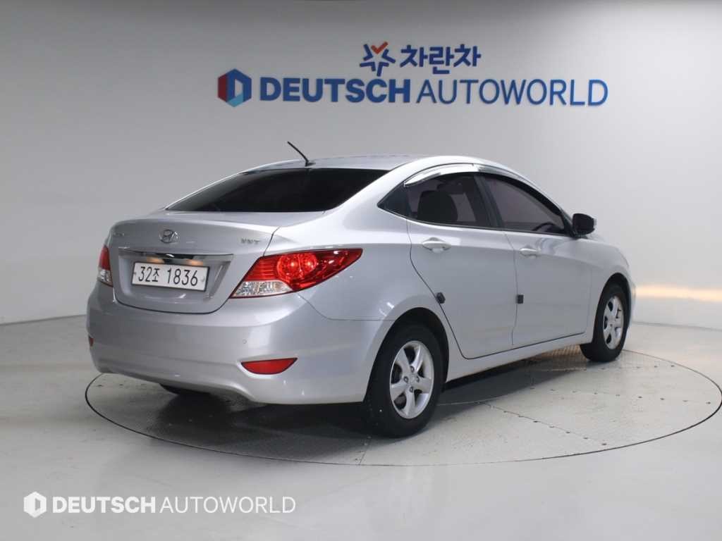 현대 엑센트 엑센트신형 1.4VVT 모던 이미지 2