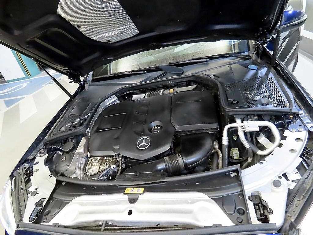 벤츠 C 클래스 C클래스 W205 C200 4MATIC AMG LINE 이미지 19