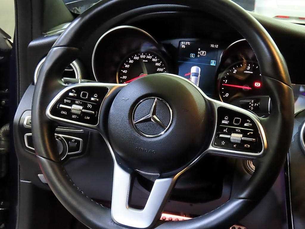 벤츠 C 클래스 C클래스 W205 C200 4MATIC AMG LINE 이미지 8