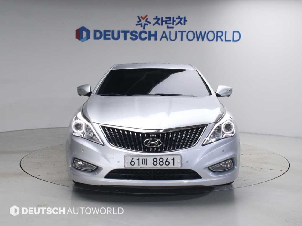 현대 그랜저 그랜저 HG HG300 PREMIUM 이미지 3