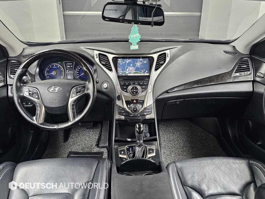 현대 그랜저 그랜저 HG HG300 PREMIUM 이미지 7