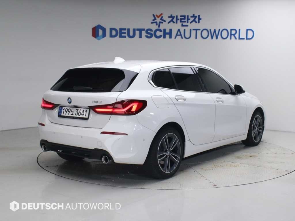 BMW 1시리즈 1시리즈 (F40) 118d 스포츠 이미지 2